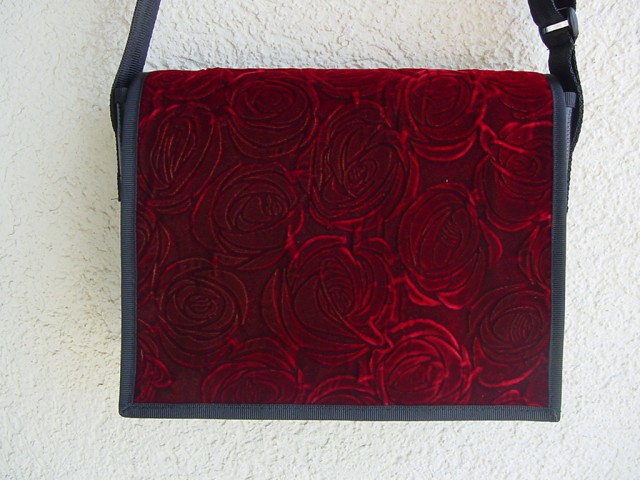 Tasche Rose Samt